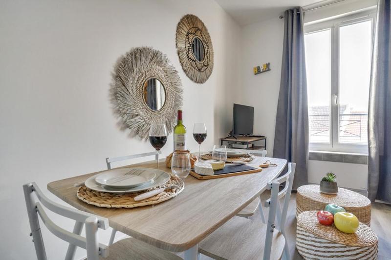 808 Chic Suite - Superb Apartment بانيوليه المظهر الخارجي الصورة