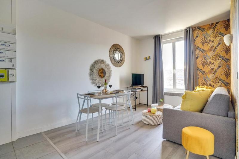 808 Chic Suite - Superb Apartment بانيوليه المظهر الخارجي الصورة